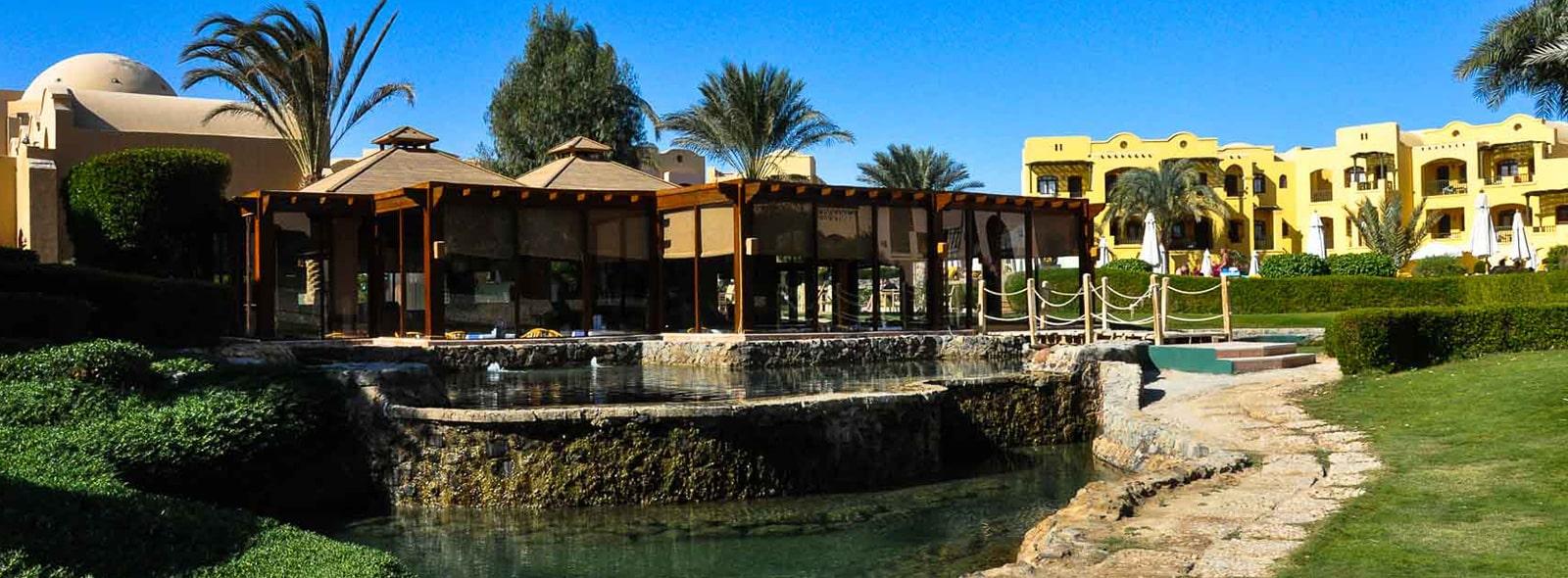 Piscine dauphin Three Corners Rihana Inn à El Gouna au Maroc