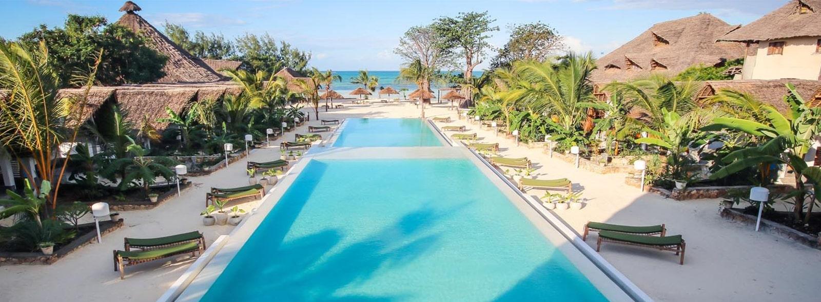 Bienvenue au Fun Beach Resort, profitez du spot de kitesurf à Paje sur Zanzibar et des 2 grandes piscines