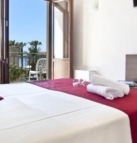 Bienvenue a hotel Resort Santa Maria sur le spot de kitesurf de Lo Stagnone en Sicile