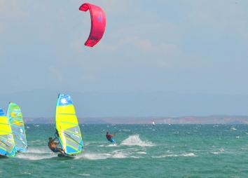 Bienvenue sur le spot de kitesurf et windsurf de El Yaque au Venezuela