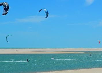Bienvenue sur le spot de kitesurf de Parajuru au Brésil pour votre prochain séjour