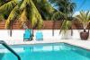 Piscine du makaré lagoon club à deux pas du spot du Vauclin en martinique dans les Antilles
