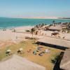 vue aérienne du club de kite Jaguaribe Kite avec sa plage
