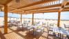 Terrasse de l'hotel Oasis Atlantico Salinas sur l'île de sal au Cap vert