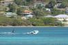  Croisière kitesurf aux îles grenadines en catamaran dans un lagon aux Antilles
