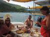Terrasse du Catamaran Wind-Aventure Saint Barth, à Saint Martin, sur les spots de Galion Beach et Orient Bay