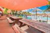 Extérieur du restaurant de l'hotel Village de la pointe sur le spot du Vauclin en Martinique dans les Antilles