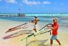 instructeurs de windsurf au club dunkerbeck à bonaire sur le spot de lac bay
