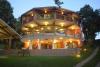 Maison vue de nuit T Tree House à Tibau do Sul au Brésil