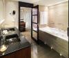 Salle de bain grande suite hôtel Melia Salinas à Lanzarote aux Canaries