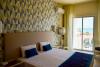 Vue interieure des chambres double avec lit king size a hotel Ouril Agueda sur le spot de Boa Vista au Cap Vert