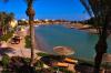 Plage privée de l’hôtel Dawar au dessus du lagon à El Gouna