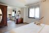 Chambre de l'hotel Can Dispes a Rosas en Espagne