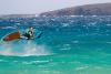 Jibe en windsurf sur le spot de Palekastro en Crète