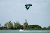 Jump en kitesurf sur le spot Anse la raie a l'ile Maurice