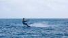 Kitesurfeur en freeride avec le centre kitesurf Osmosis sur le spot de Anse la raie a Rodrigues