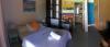 Interieur des chambres avec lit double dans hotel la belle rodriguaise sur le spot kitesurf anse mourouk a rodrigues