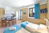 Espace commun dans appartement Resort Santa Maria en Sicile sur le spot kitesurf de Lo Stagnone