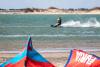 Kitesurf fille speed et aile premier plan Kitesurfing Mannar au Sri Lanka