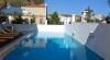 Piscine du Lapis Port Surf Hotel à Alaçati en Turquie