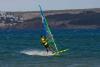 Windsurf dans la baie ION CLUB Rosas en Espagne