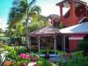 Locaux de l'hôtel Palm Court, à Saint Martin, sur les spots de Galion Beach et Orient Bay, aux Antilles