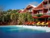 Piscine de l'hôtel Palm Court, à Saint Martin, sur les spots de Galion Beach et Orient Bay aux Antilles