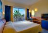 Chambre de l’hôtel Sun Beach à Rhodes-Iallysos en Grèce 