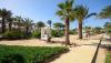 Plage de l'hôtel Oasis Atlatico Belorizonte sur lîle d Sal, sur le spot de Santa Maria au Cap Vert