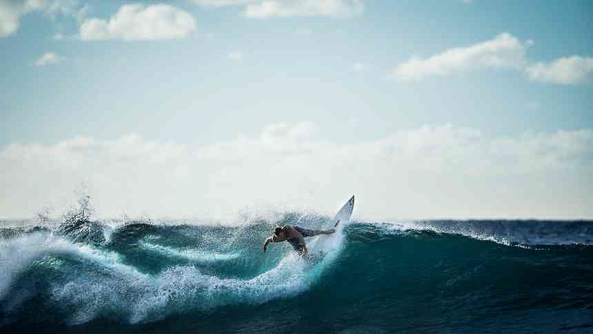 Cutback surf vague backside
