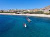 Vue aérienne de windsurfeurs au club Windsurfing Mykonos en Grèce