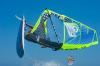 Jump en windsurf au club Windsurfing Mykonos en Grèce