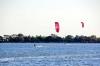 Navigation en kitesurf sur la lagune de Lo Stagnone en Sicile